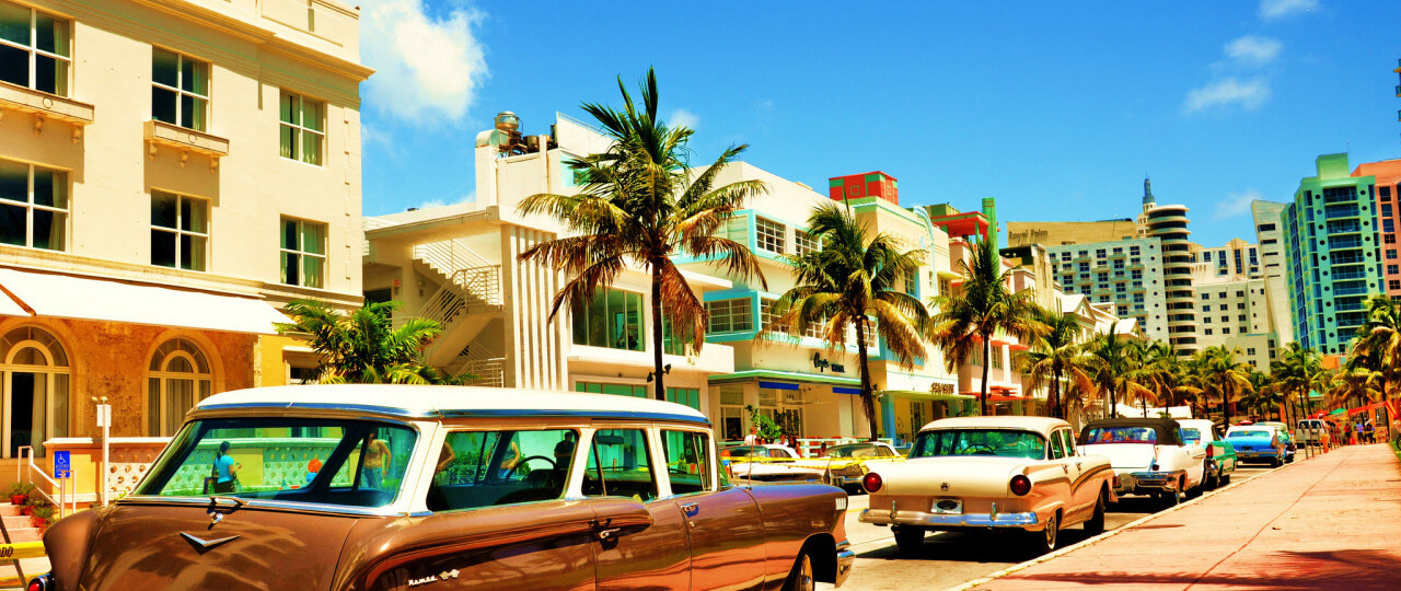 Art Deco Weekend - Ocean Drive Miami Beach